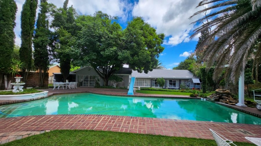 4 Bedroom Property for Sale in Wilgenhof Free State